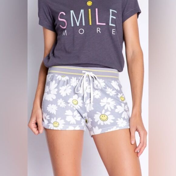 P.J. Salvage 'HAPPY LOOKS GOOD ON YOU SHORT" Pajama Shorts Size Medium NWT - Picture 1 of 8